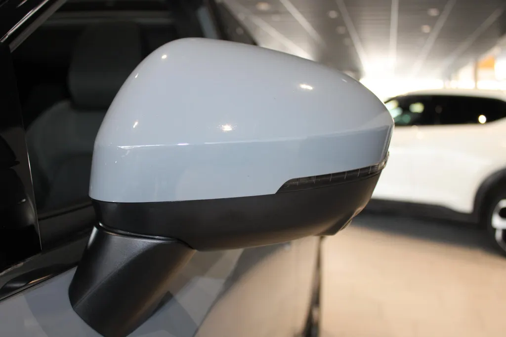 Nissan QASHQAI 1.3 MHEV Premiere Edition | Head-up display| Trekhaak | 1400kg trekgewicht| 360grd camera | PDC voor en achter | Navigatie | Apple carplay & Androidauto | Climate Controle | Pro-pilot |