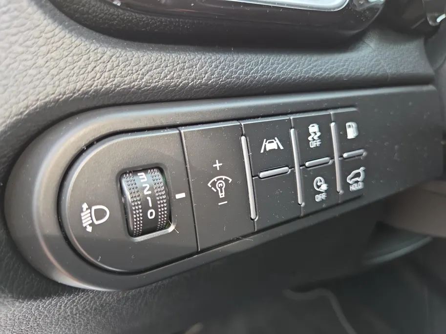 Kia Ceed Sportswagon 1.6i PHEV DynamicPlusLine Navi | Camera | Stoel + Stuurverwarming | Elektr. Achterklep | LED | Apple Carplay & Android Auto | Metallic lak | NAP