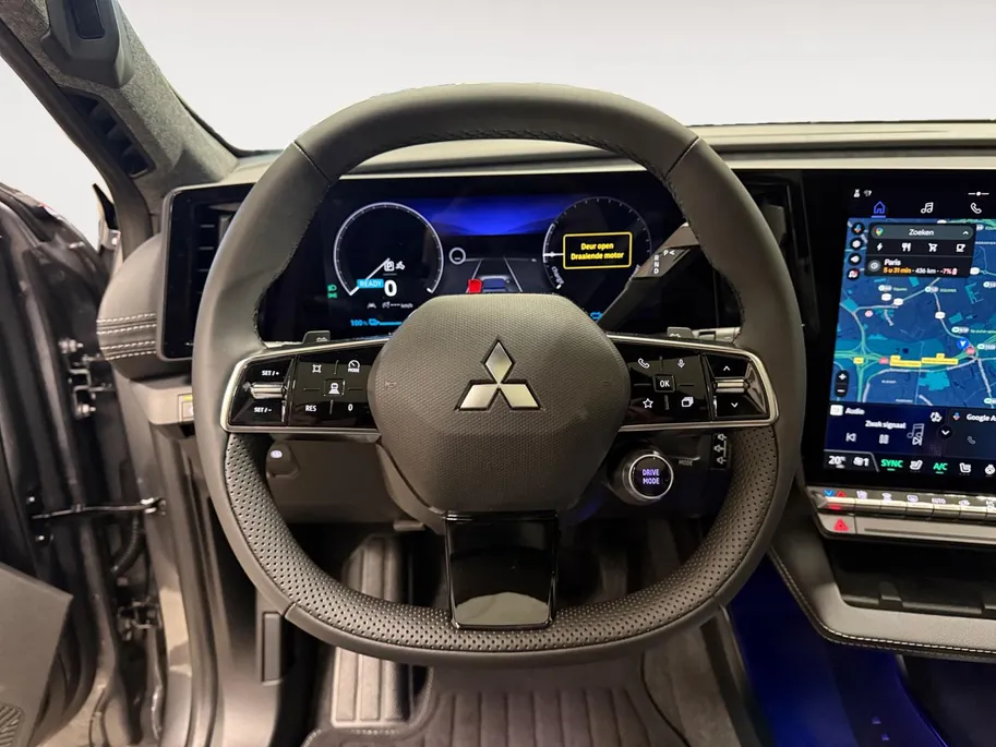 Mitsubishi Eclipse Cross INSTYLE | 87 KWH | PANODAK | LEDER |