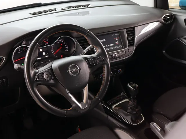 Opel Crossland X 1.2 Turbo Innovation | Camera | keyless