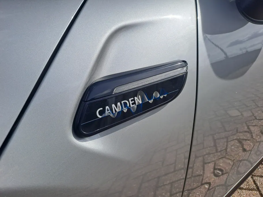 MINI 5-Deurs 1.5 Cooper Camden Edition | Navi | Sensoren | Cruise | DAB | Apple Carplay/Android Auto