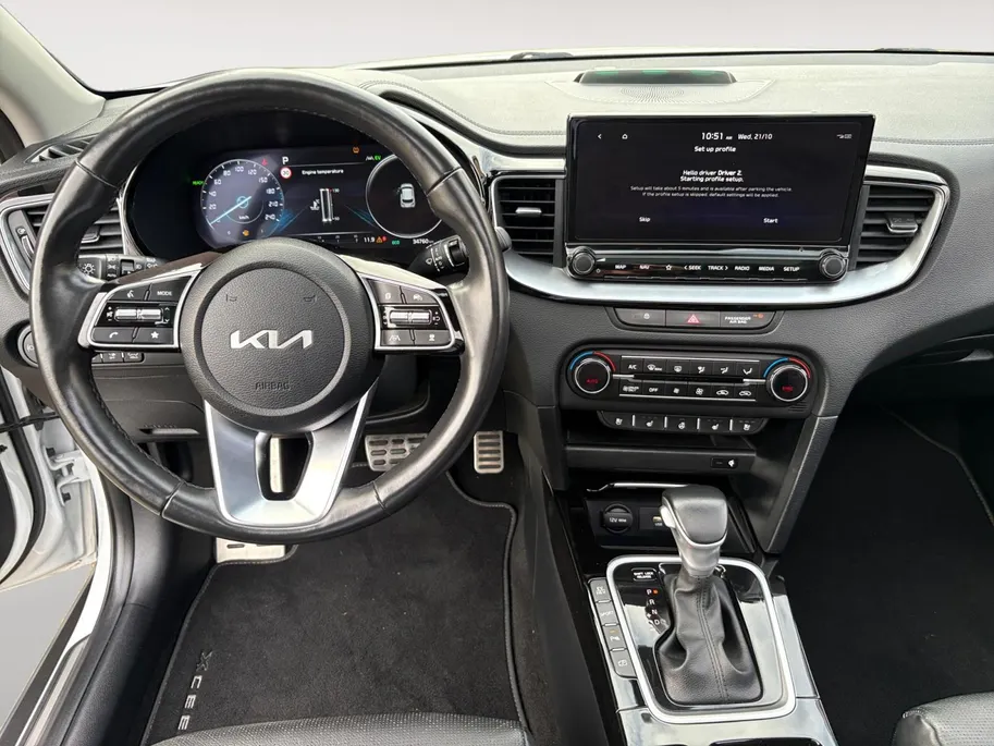 Kia XCeed 1.6 GDi PHEV DynamicPlusLine | Panoramadak | Camera | Stoel/Stuurverwarming | Apple Carplay/Android Auto | Adaptieve Cruise Control | Lichtmetalen Velgen |