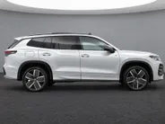 Volkswagen Tayron 1.5 272pk DSG eHybrid R-Line Edition · SOH 100% · Panoramadak · 360 Camera · Wegklapbare Trekhaak · Stoelverwarming · Apple/Android Car Play · 20'' Inch · Garantie t/m 03-11-2029 of 100.000km · EXTRA INRUILKORTING ·