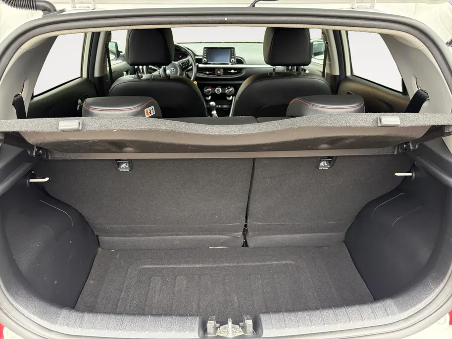 Kia Picanto 1.0 MPi GT-Line Edition Apple Carplay/Android Auto , navi , cruise , lm velgen , tel , camera , usb , sport stoelen , super mooie uitvoering . auto is voorzien van een nieuwe koppeling