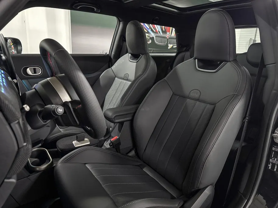 MINI Cooper 3-deurs JCW John Cooper Works