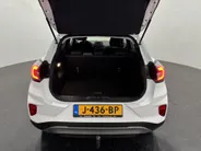 Ford Puma 1.0 EcoBoost 125PK Hybrid Titanium | Voorstoel massage | Trekhaak | Winterpack | Grootlicht assistent |