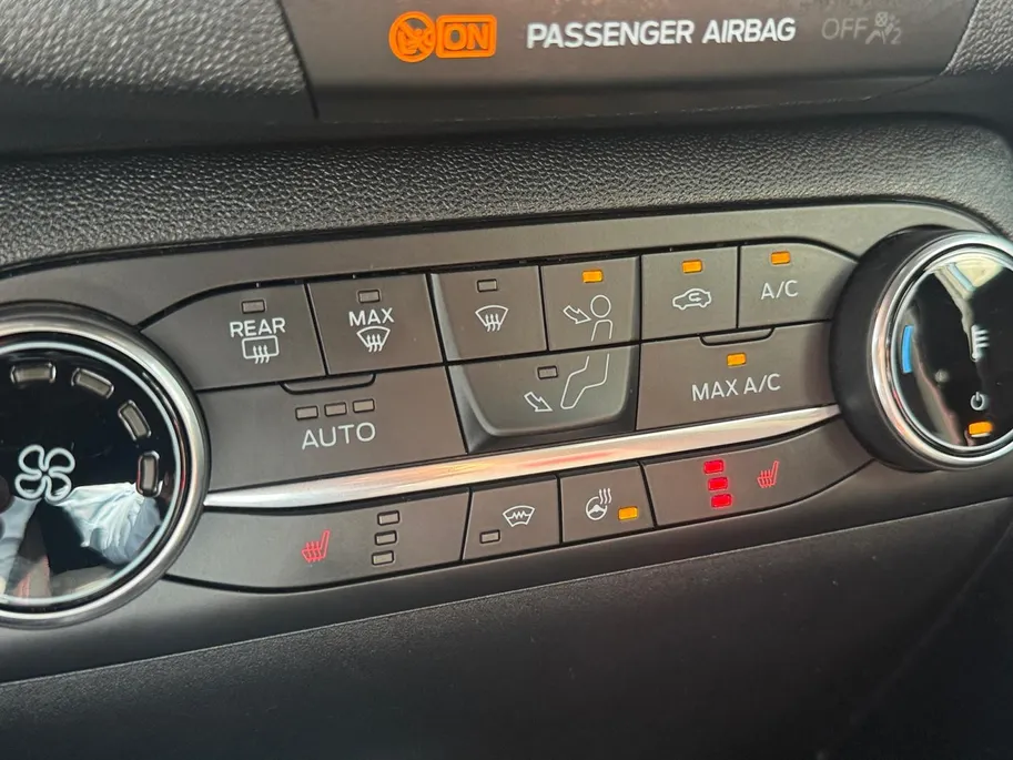 Ford Fiesta 1.0 EcoBoost Hybrid ST-Line 1e Eigenaar | Dealer Onderhouden | Stoel/Stuur/Voorruitwarming | Cruise Control | Parkeersensoren | Apple/Android Carplay | 12 maanden garantie! |