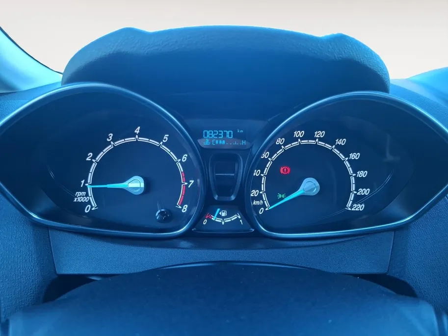 Ford Fiesta 1.0 Style | D-Riem al vervangen | Navigatie | Lichtmetalen velgen  Bluetooth | Airco | Start/stop | Nieuwe APK | 12maanden BOVAG Garantie |