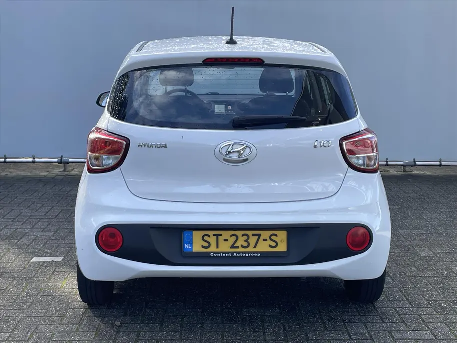 Hyundai i10 1.0i 66pk Comfort + / Cruise / Airco / Navi