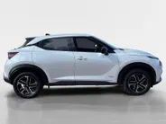Nissan Juke 1.6 Hybrid N-Connecta *Automaat*Navi+Camera*Winter Pack*Climate Control*LM Velgen*Carplay*1ste eigenaar!