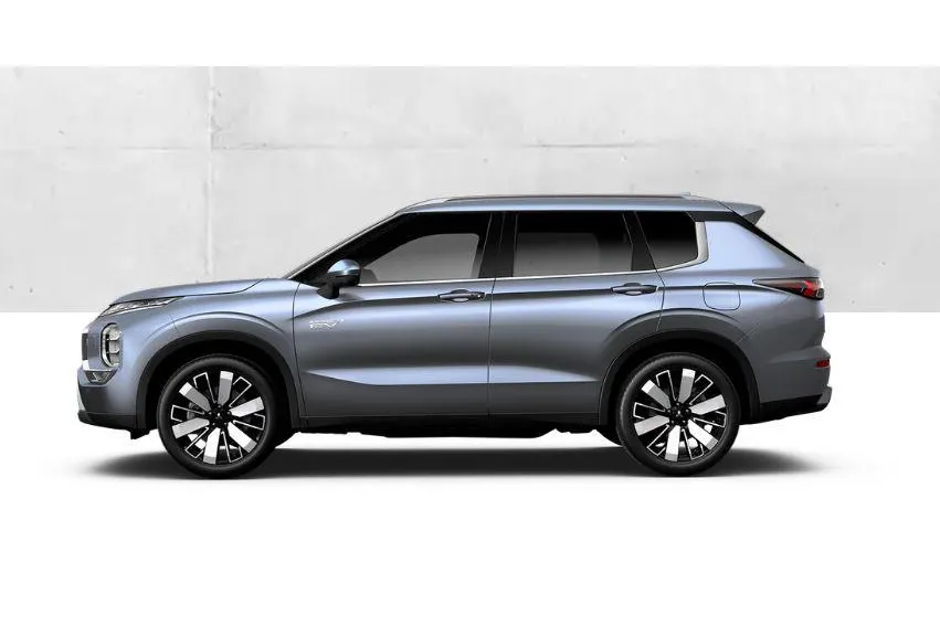 Mitsubishi Outlander 2.4 PHEV Instyle € 5.000 euro korting eigen voorraad| 8 jaar garantie| Snel leverbaar | Totaalprijs op is op. MY26