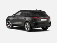 Audi Q3 1.5 200kW e-hybrid S edition 272 PK · Tech pro · Trekhaak elek. wegklapbaar · Glazen panoramadak