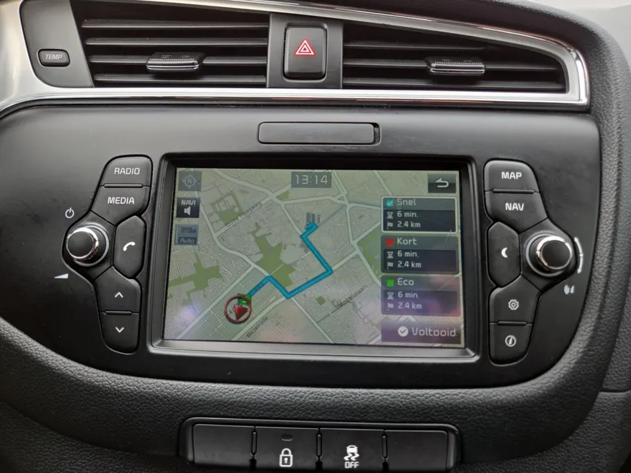 Kia cee'd Sportswagon 1.0 T-GDi First Edition | Dealeronderhouden  | Camera | Navigatie | LM Velgen 16' | 12 Maanden Bovag Garantie |