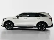 Kia Sorento 1.6 T-GDi Plug-in Hybrid 4WD DynamicPlusLine 7p | Glazen schuif-/kanteldak | BOSE premium geluidsinstallatie | Stoel- en stuurverwarming | NU €3000 inruilpremie!