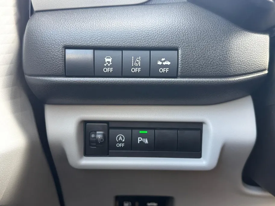 Suzuki Swift 1.2 Comfort Smart Hybrid | Navigatie | Airco | Zeer nette auto | Tot 10 jaar garantie!