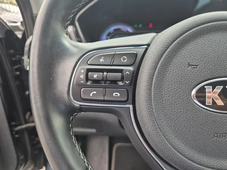 Kia Niro 1.6 GDi Hybrid DynamicLine | Cruise Control | Climate Control | Camera | Navigatie | Trekhaak |