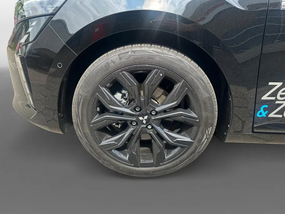 Mitsubishi Colt 1.6 HEV Instyle | Rondom Camera | Stoel-stuur verwarming | Bose | Zwarte velgen | Climate | Telefoon |