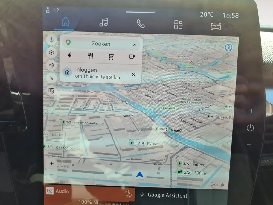 Renault Scénic E-Tech EV60 comfort range techno Apple Carplay/Android Auto , lichtmetalen velgen 19' , electronic climate controle , camera , cruise control adaptief , navigatiesysteem , stoel en stuurverwarming .