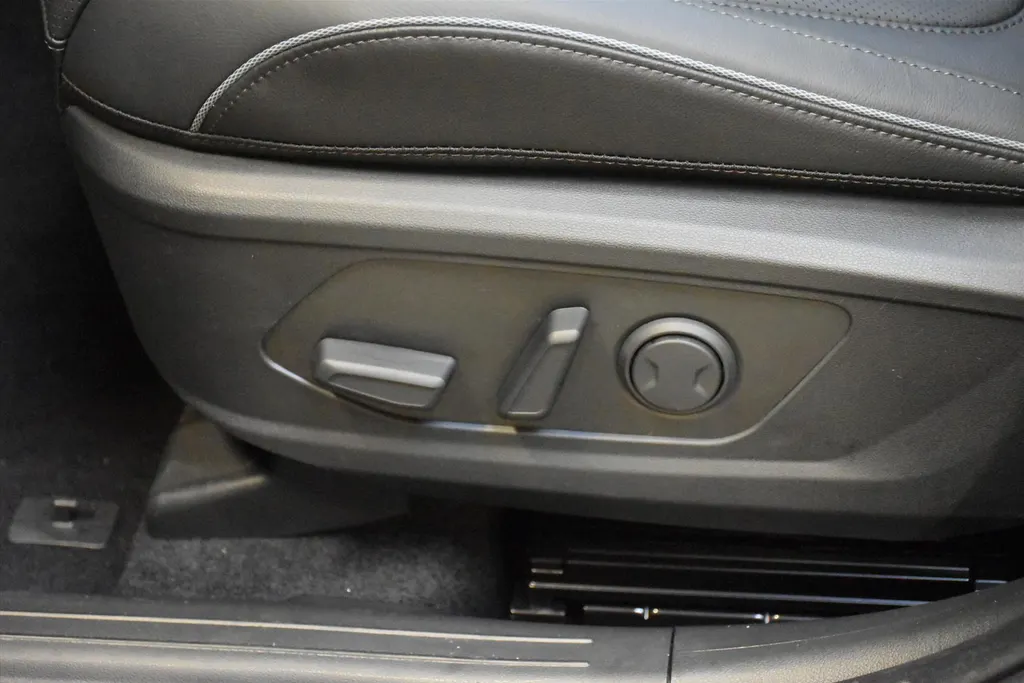 Hyundai Tucson 1.6 T-GDi PHEV 2WD Aut Premium Sky / Voorraad deal