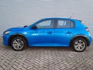 Peugeot e-208 EV Active Pack 50 kWh | Cruise control | Navigatiesysteem | Keyless start | DAB | LM Velgen | 100% Elektrisch | SOH 95,6 %