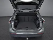 Volkswagen Tiguan 1.5 eTSI 130pk DSG Life Edition · 360 Camera · Inklap. Trekhaak · Dodehoeksensor · Apple/Android Car Play · Parkeerassistent ·
