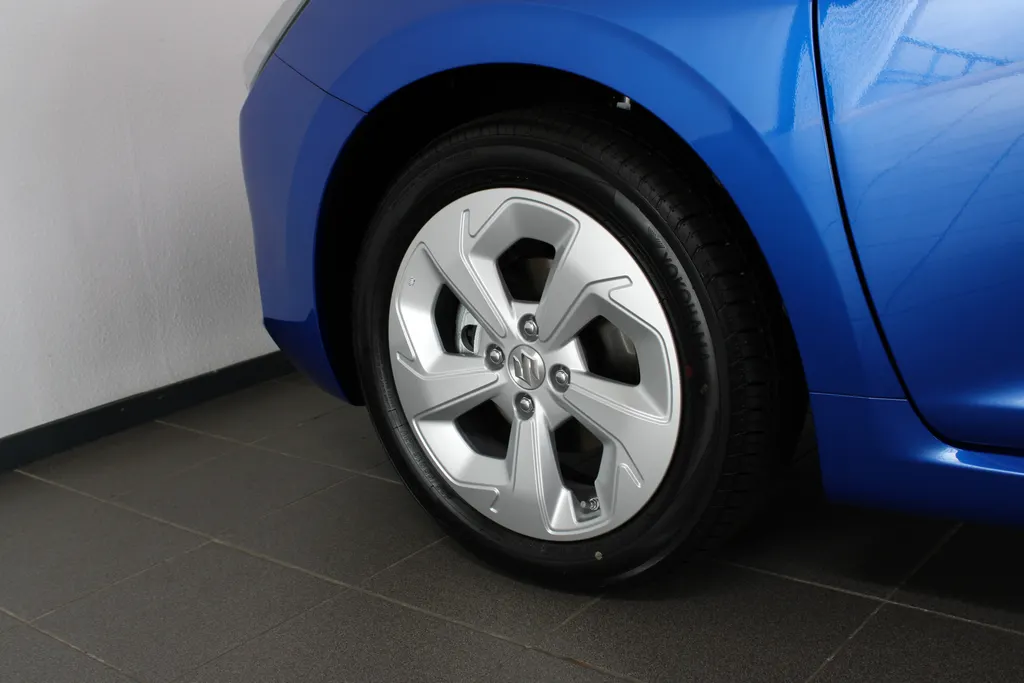 Suzuki Swift 1.2 Select Smart Hybrid Automaat / Keyless / Camera / Navigatie / Adaptieve Cruise Control /