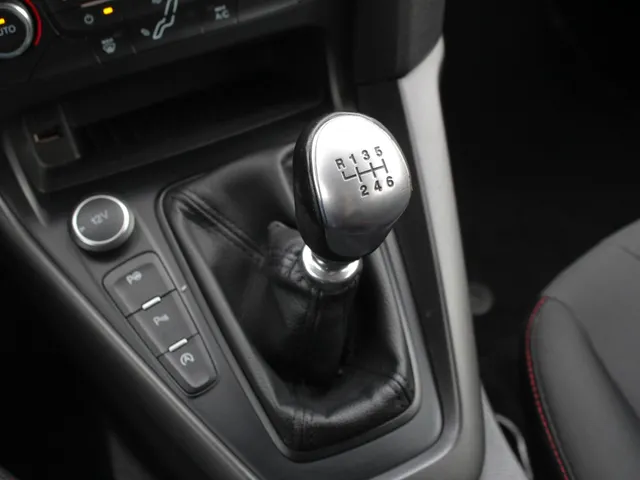 Ford Focus 1.5 ST-Line | Navi | Clima | Park sens | Trekhaak
