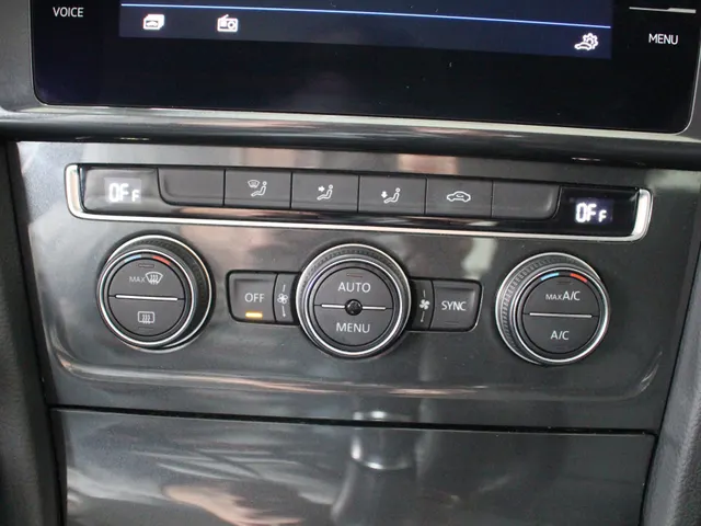 Volkswagen Golf 1.5 TSI Comfortline Android Auto | Apple Carplay | Climate Control | Lichtmetalen velgen