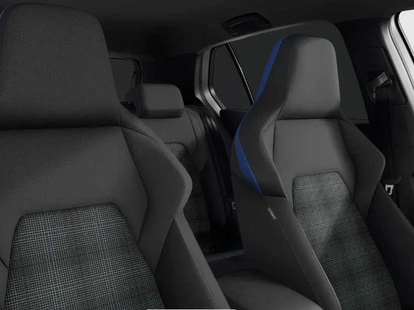 Volkswagen Golf GTE 1.5 eHybrid 272 pk 6 versn. DSG · Assistance Pakket Plus · Multimedia Pakket Plus · Panoramaschuif-kanteldak · Trekhaak inklapbaar, met elektrische ontgrendeling