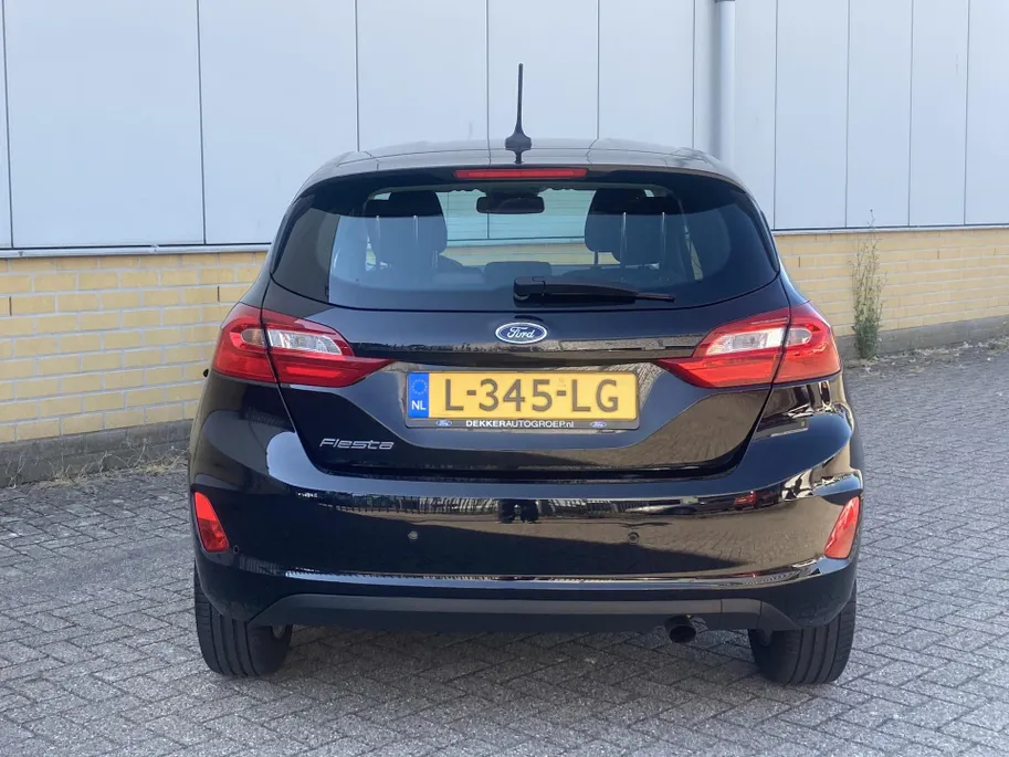 Ford Fiesta 1.0 EcoBoost 95 pk Titanium Apple Carplay/ Android Auto - Climate Control - Parkeersensoren achter