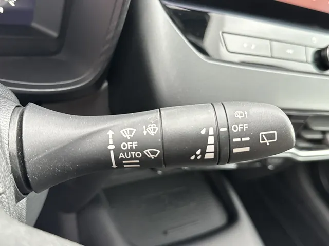 Nissan Juke 1.0 DIG-T N-Connecta