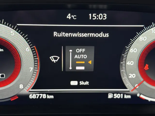 Nissan QASHQAI 1.3 MHEV Xtronic N-Connecta Panodak