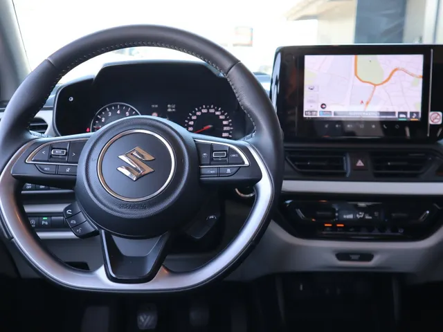 Suzuki Swift 1.2 Select Hybrid AdaptiveCruise | Carplay