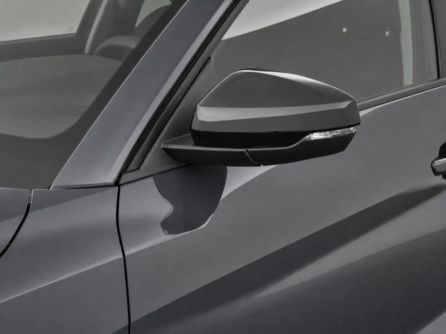 Audi A1 Sportback Advanced edition 30 TFSI 116 PK · Audi Sound · Afgevlakt sportstuur · Full led verlichting · Privacy glas