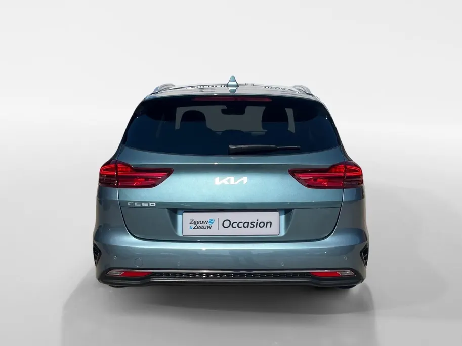 Kia Ceed Sportswagon 1.0 T-GDi DynamicPlusLine | Apple Carplay / Android Auto | Navigatiesysteem | Stoel + Stuurverwarming | Licht + Regensensor | Parkeersensoren Voor + Achter | Camera Achter | Elektrisch Bedienbare Achterklep | Cruise Control | Rijstrooksensor + Correctie