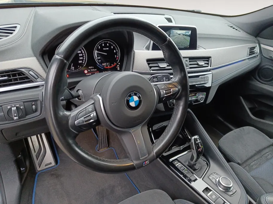 BMW X2 sDrive18i High Executive | Parkeercamera | Elektrische achterklep | M-pakket |