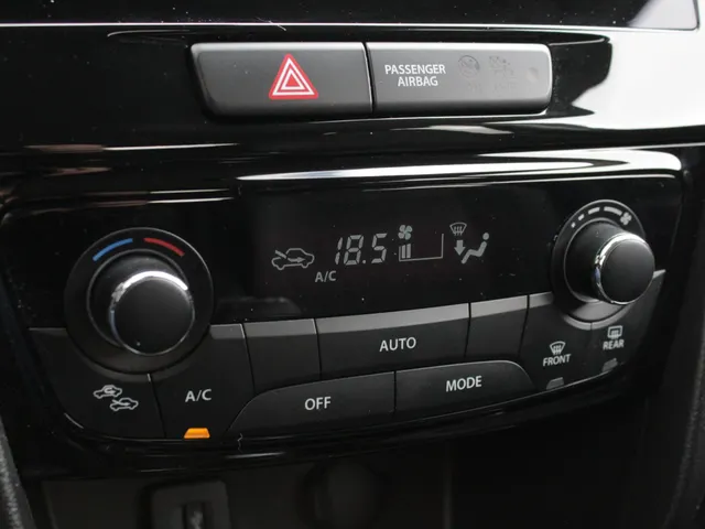 Suzuki Vitara 1.5 Hybrid Style Automaat | Navi | Adap Cruise | Panodak | Trekhaak | All Season