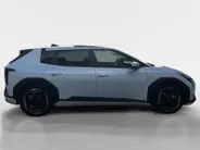 Kia EV4 Plus Advanced 58.3 kWh | Harman Kardon | Lederen Bekleding | panorma Schuif/Kanteldak | fabrieksgarantie t/m 3-2033 + 3x 1 jaar
