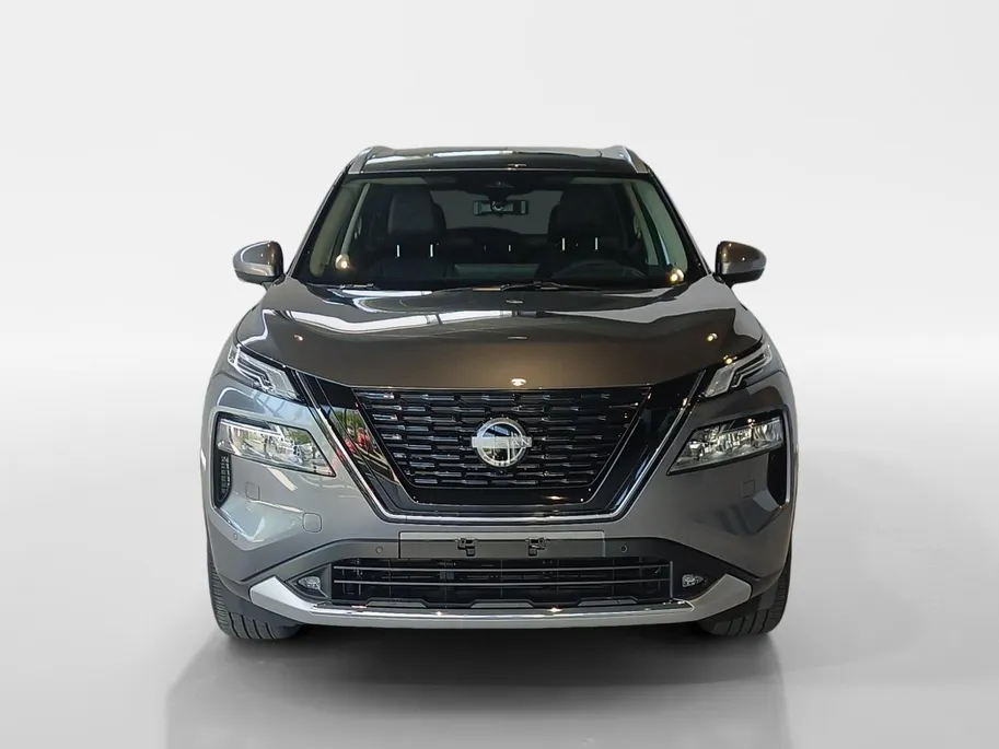 Nissan X-Trail 1.5 e-Power Tekna Plus | Naviagtie| 360grd camera| Pdc voor en achter| Climate controle 3 zones| Stoel-, stuur- en voorruit verwarming| Lederen bekleding| 19inch Wielen| Stoel geheugen|