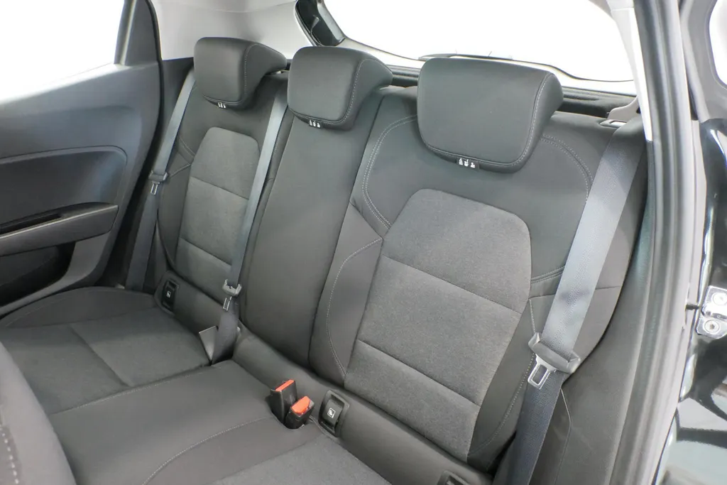 Renault Clio 1.0 TCe 90 Equilibre *Navigatie*Parkeersensoren*Cruise Control*Carplay*Zeer nette auto!