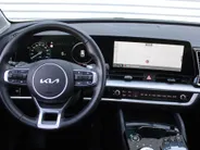Kia Sportage 1.6 T-GDi Hybrid DynamicPlusLine | Stuur-/stoelverwarming | Elek. stoelverstelling + achterklep | Schuifdak | 18' LM | Matrix LED | Cruise adapt. | Camera |
