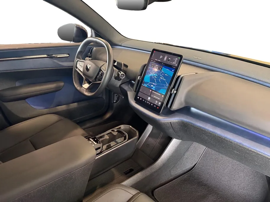 Volvo EX30 Single Motor Extended Range Plus 69 kWh *Navi+Camera*Harman/Kardon*Stoel Verw.*Grote Accu!