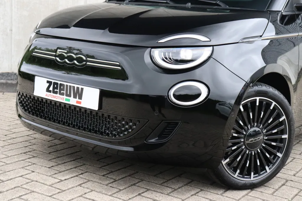 Fiat 500C La Prima by Bocelli 42 kWh | JBL | Winter | Camera | 17' VERKOCHT