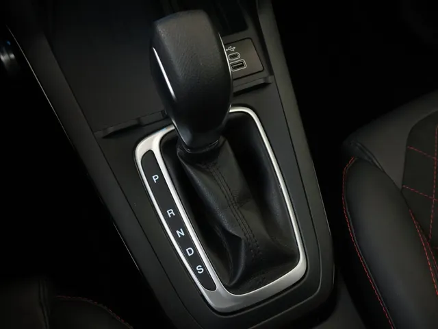 Ford Puma 1.0 EcoBoost Hybrid ST-Line X | winter pakket
