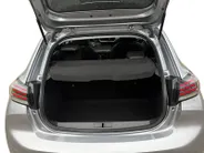 Peugeot 208 1.2 Hybrid 110 e-DCS6 Allure | Lichtmetaal | Automaat | Apple Carplay | Android Auto | 1 Jaar Bovag Garantie