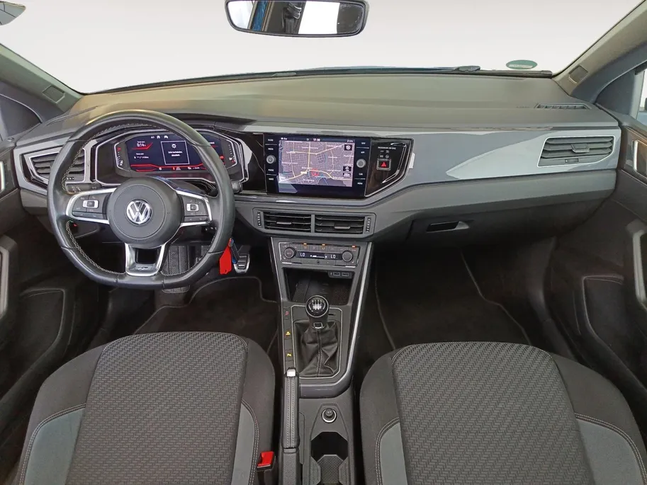 Volkswagen Polo 1.0 TSI Highline Business R | Panoramadak | Digitaal instrumentenpaneel | Achteruitrijcamera |
