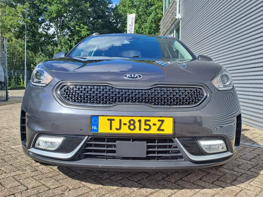 Kia Niro 1.6 GDi Hybrid ExecutiveLine Leer | Automaat | Trekhaak | Navi | Camera | Voorstoelen verwarmd |  stuur verwarmd | Cruise control adaptief