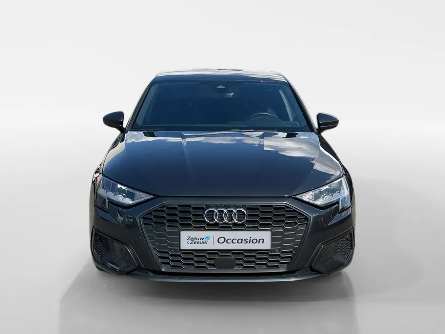 Audi A3 Limousine 30 TFSI Advanced edition | Automaat | Trekhaak | Cruise Control | All Season Banden | Climate Control | Verwarmbare Voorstoelen | Parkeersensoren Achter | Navigatie | Bovag Garantie