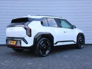 Kia EV3 GT-Line 81.4 kWh | Stuur-/stoelverwarming | Schuifdak | Camera | Dodehoek detectie | Elek. stoelverstelling | 19' LM | LED | Telefoonlader |