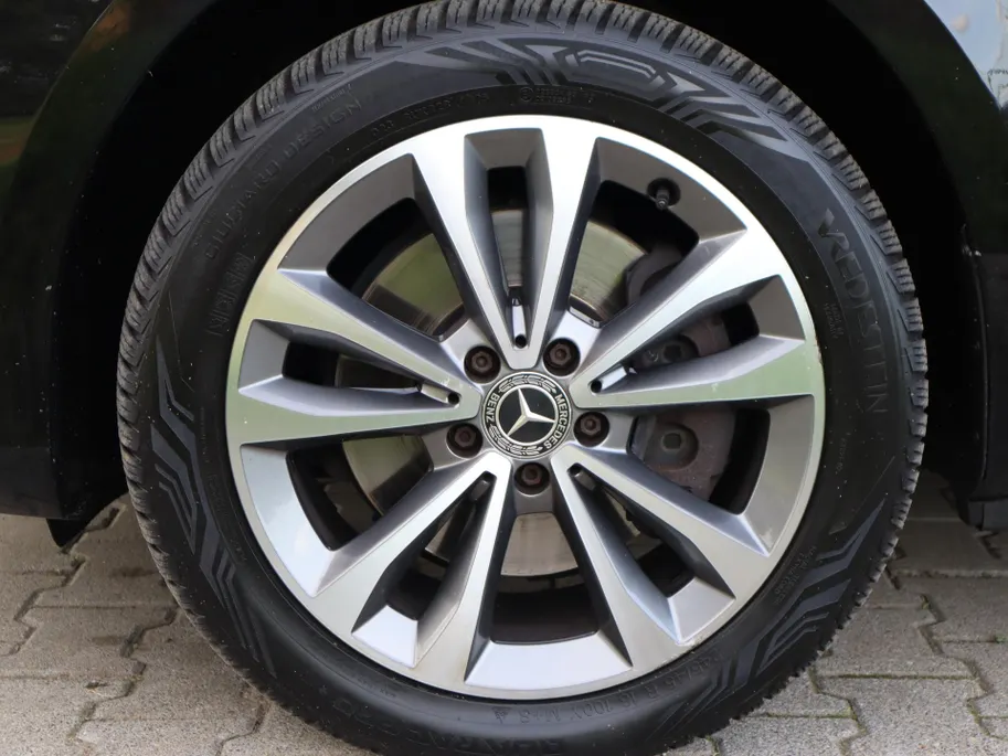 Mercedes-Benz V-Klasse 220d 4-MATIC LANG DC AVANTGARDE